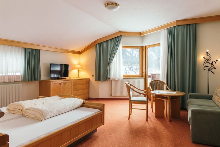 Room 21 of 75
