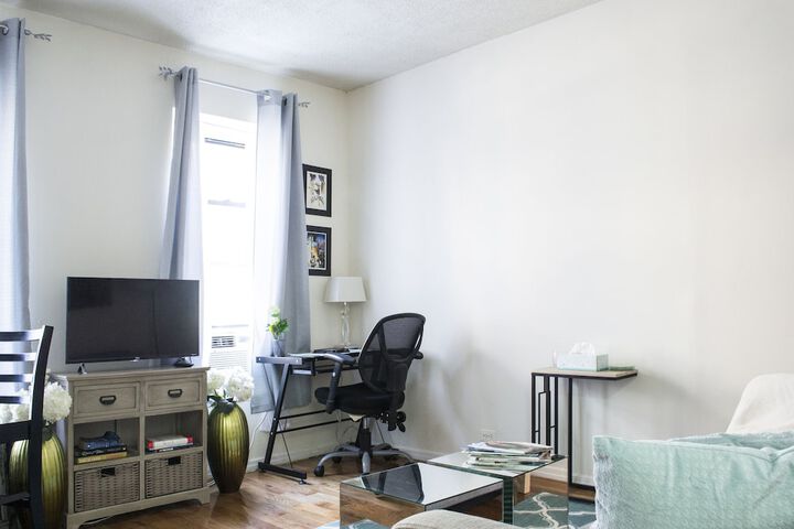 Room 8 of 14