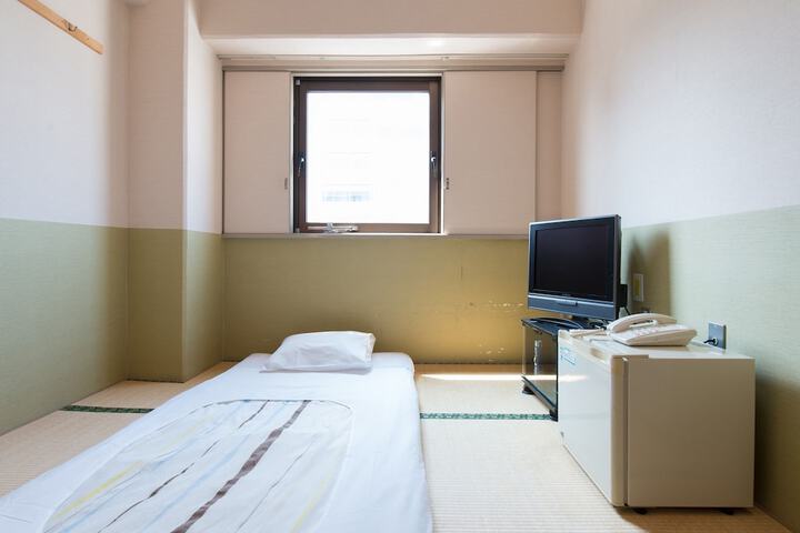 Room 11 of 95