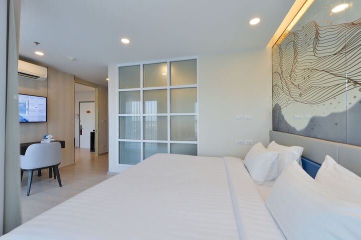 Room 20 of 97