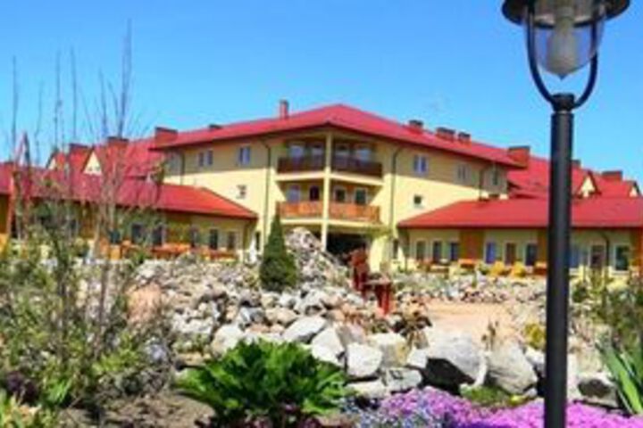 Hotel 27 of 43