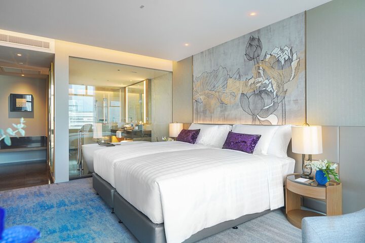 Room 4 of 261