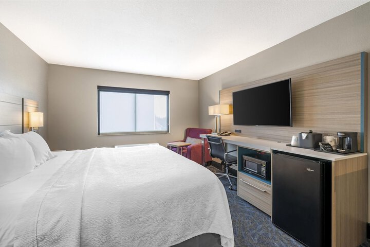 Room 21 of 48