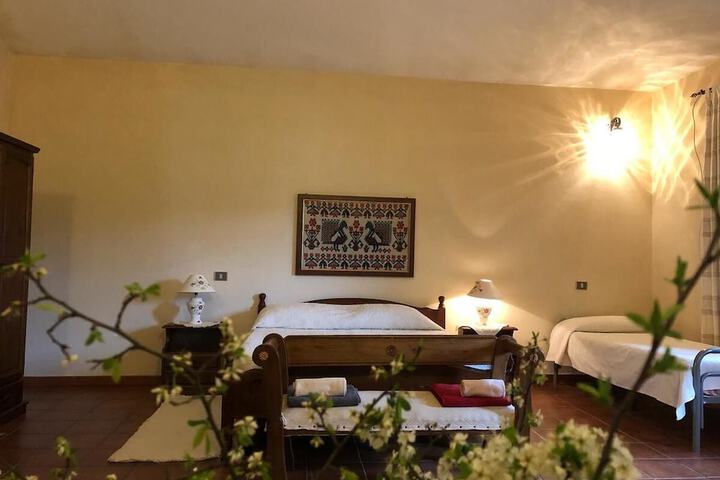 Room 7 of 27