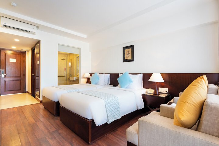 Room 54 of 149