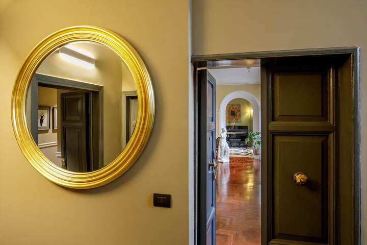 Room 165 of 289