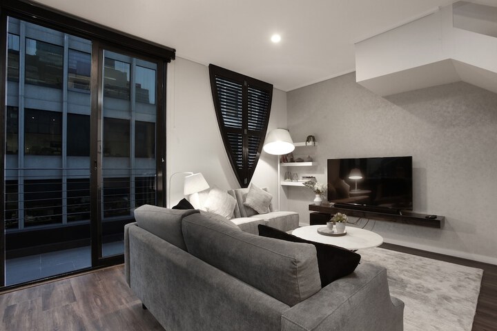 Room 11 of 21