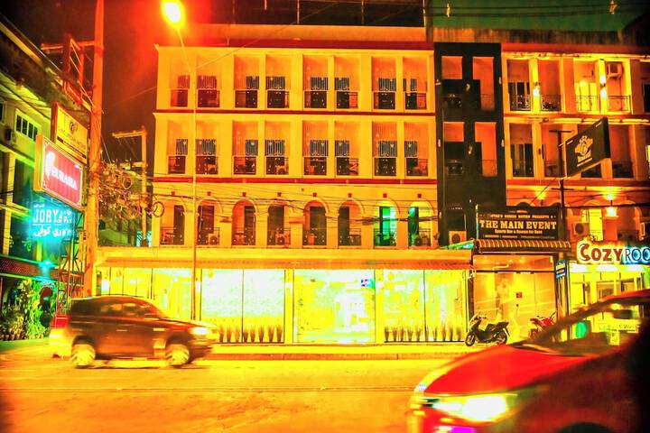 Hotel 18 of 18