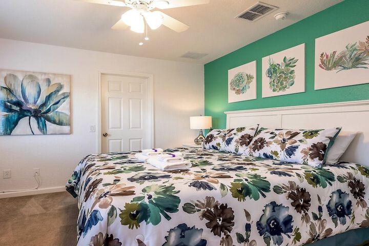 Room 426 of 710