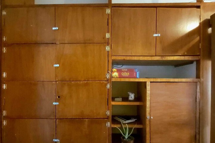 Room 9 of 25