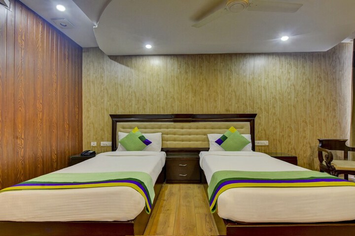 Room 14 of 31