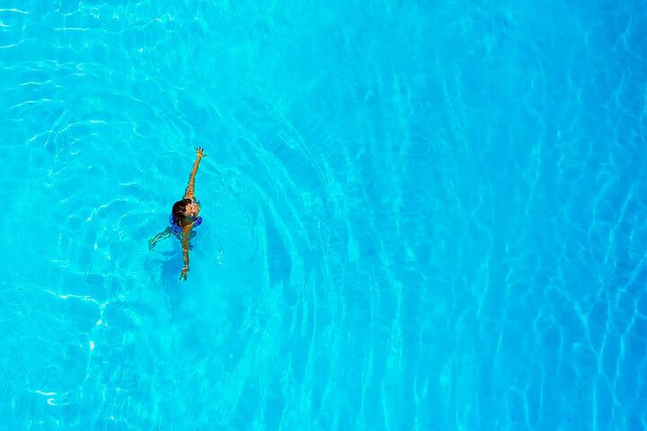 Pools & Facilities