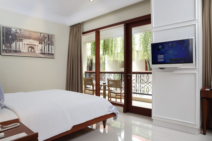 Room 4 of 47