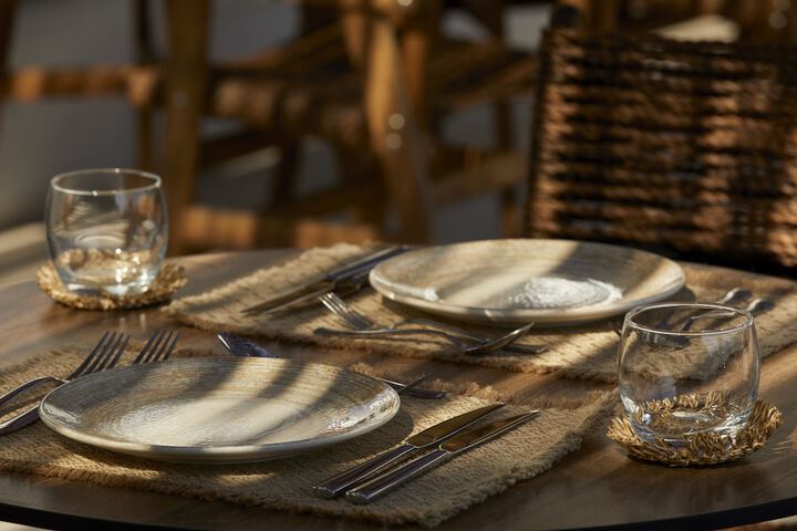 Dining 47 of 59