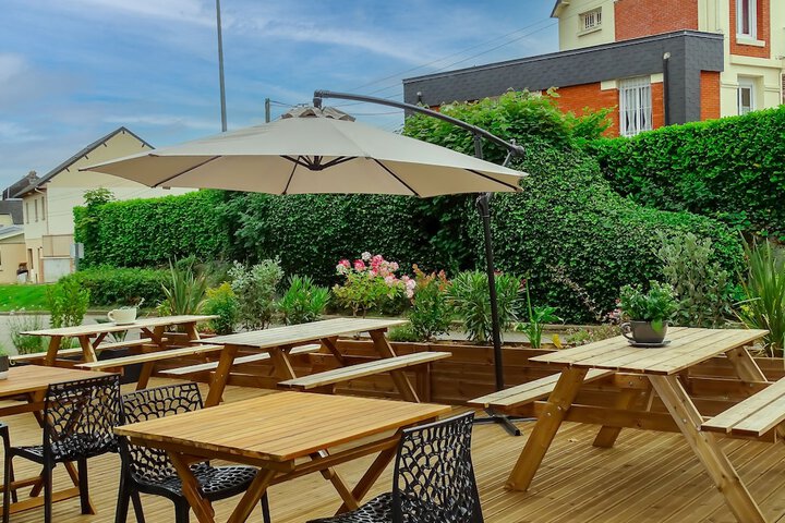 Terrace/Patio 37 of 44