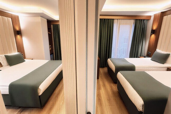 Room 5 of 70