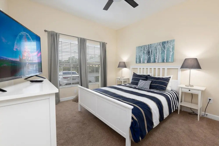 Room 7 of 26