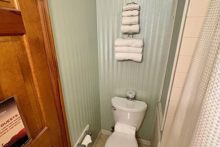 Room 21 of 41