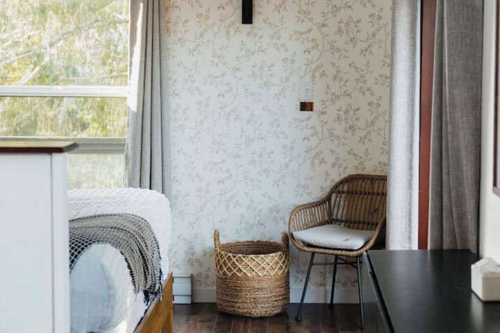 Room 15 of 61