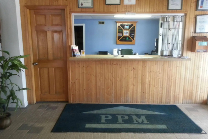PARK PLAZA MOTEL