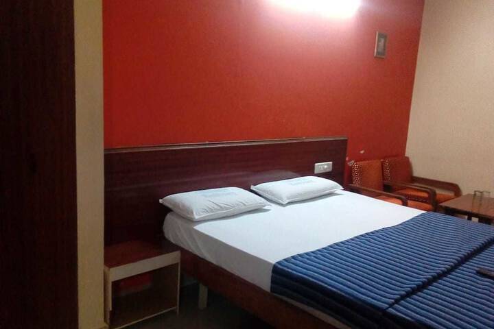 Room 14 of 17