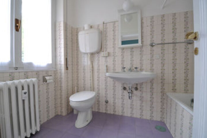 Room 132 of 450