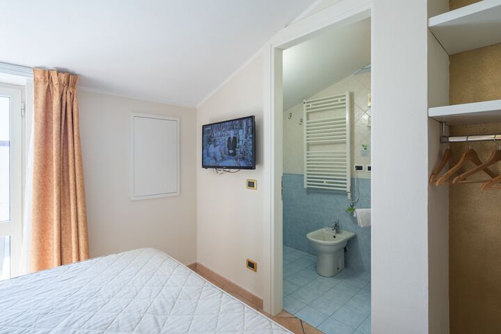 Room 29 of 79