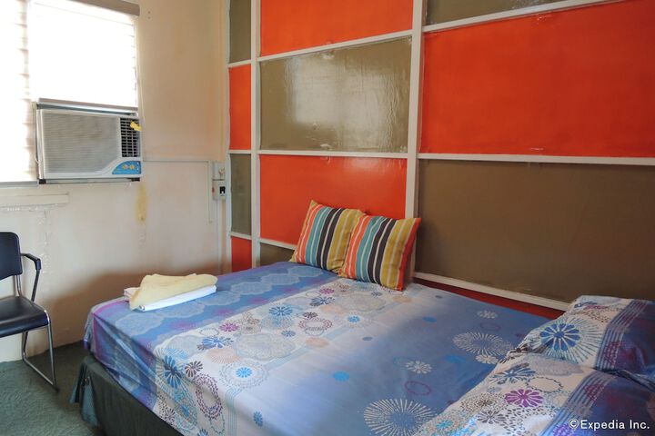 Room 5 of 29