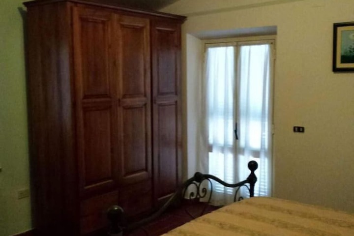 Room 31 of 38