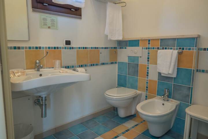 Clean Restrooms