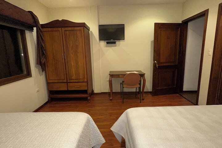 Room 77 of 132