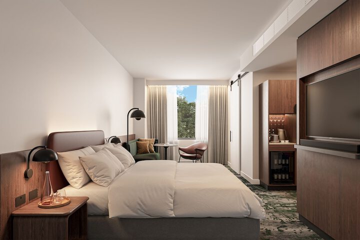 Room 4 of 17