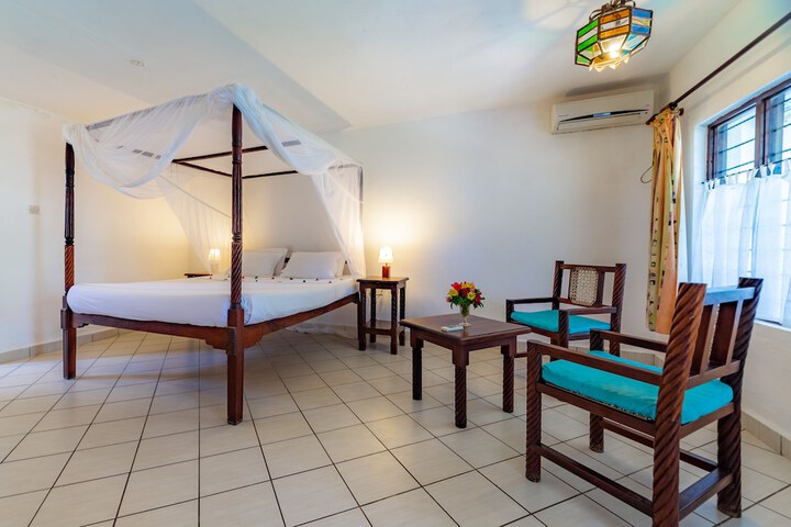 Room 3 of 27
