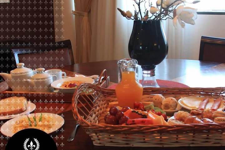 Breakfast/Coffee Service 11 of 16