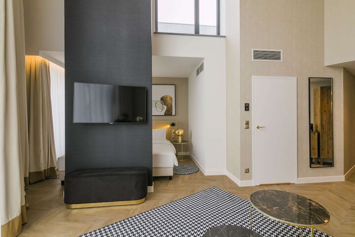 Room 39 of 170