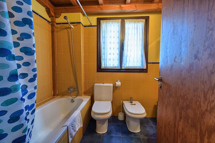 Room 23 of 68