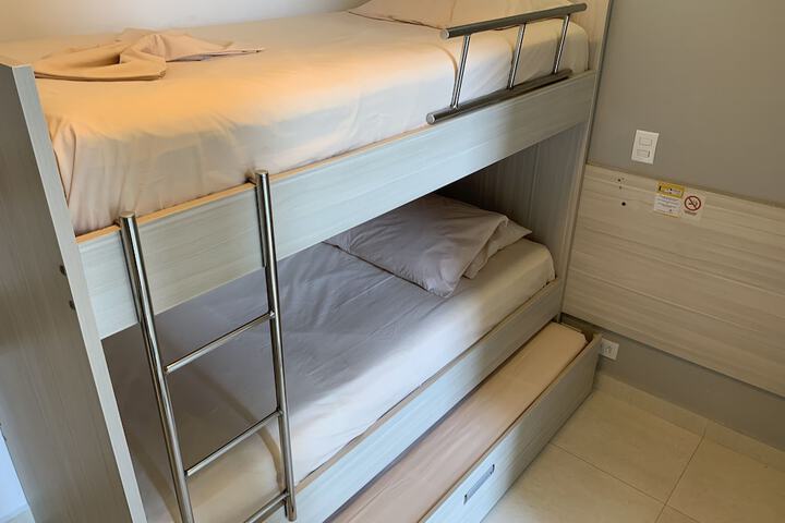 Room 30 of 117