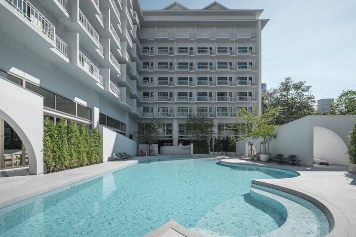 Pool 49 of 116
