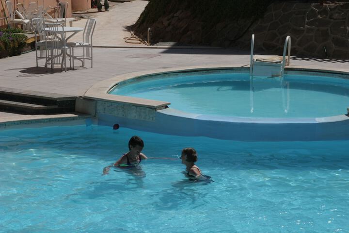 Hotel with Pool