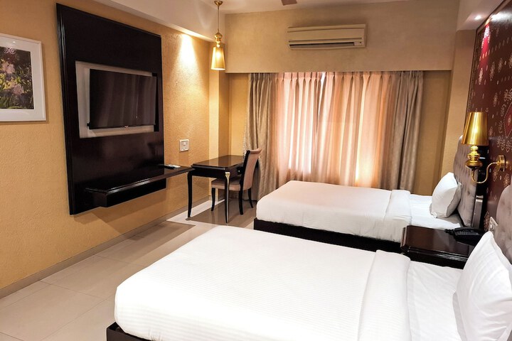 Room 36 of 111