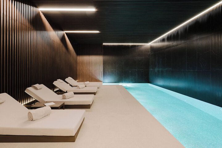 Pool 85 of 150
