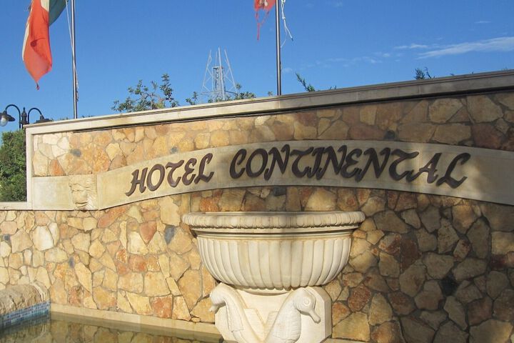 Hotel 71 of 72