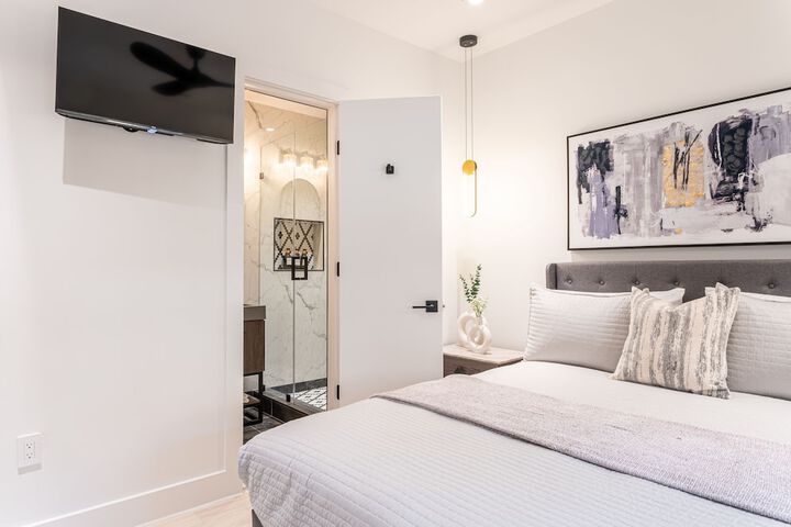 Room 51 of 109
