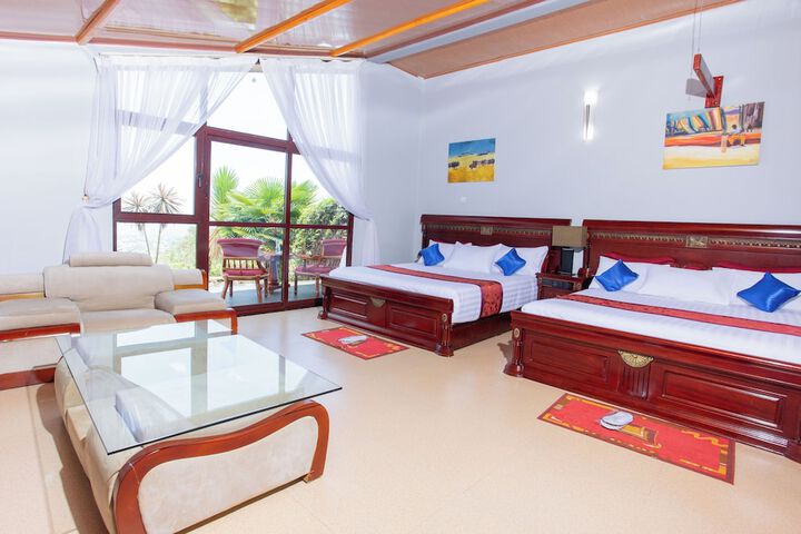 Room 3 of 11