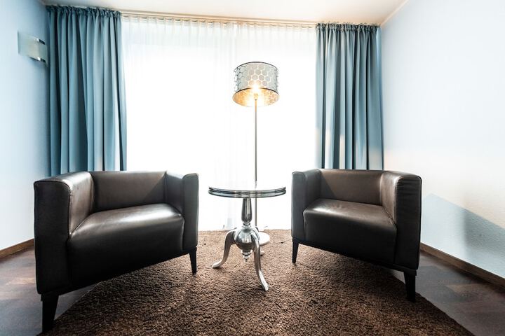 Room 53 of 105