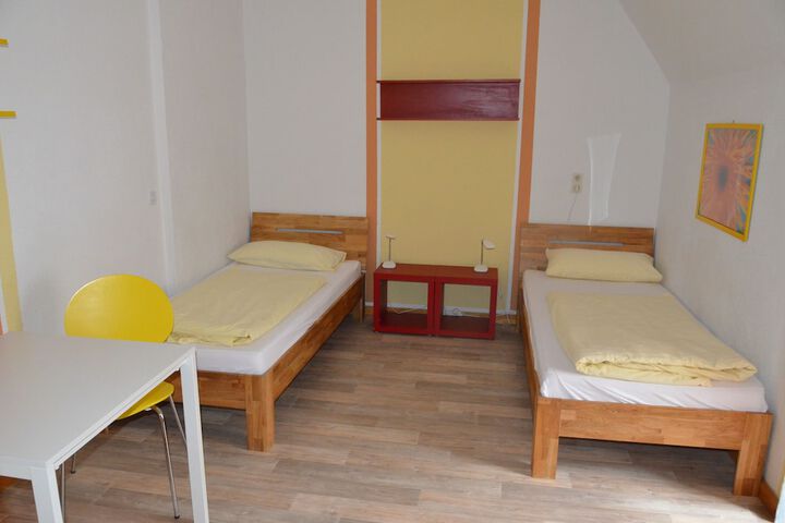 Room 13 of 51