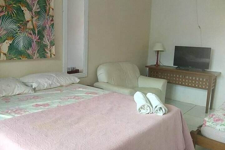 Room 2 of 17