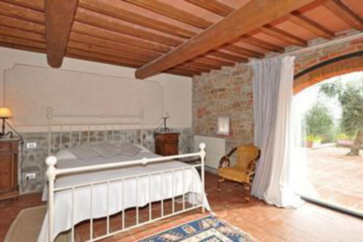 Room 5 of 20