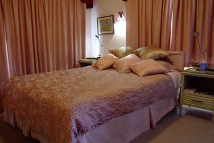 Room 8 of 22