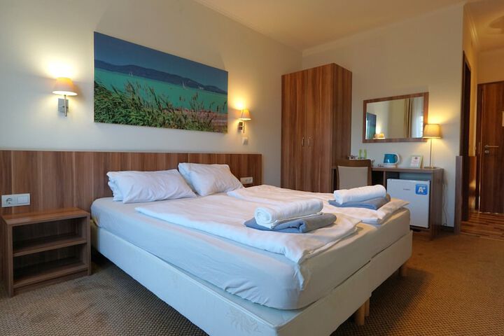 Room 14 of 88
